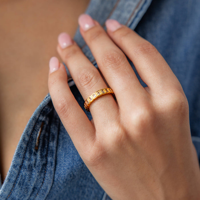 18K Gold Tennis Emerald Cut Ring