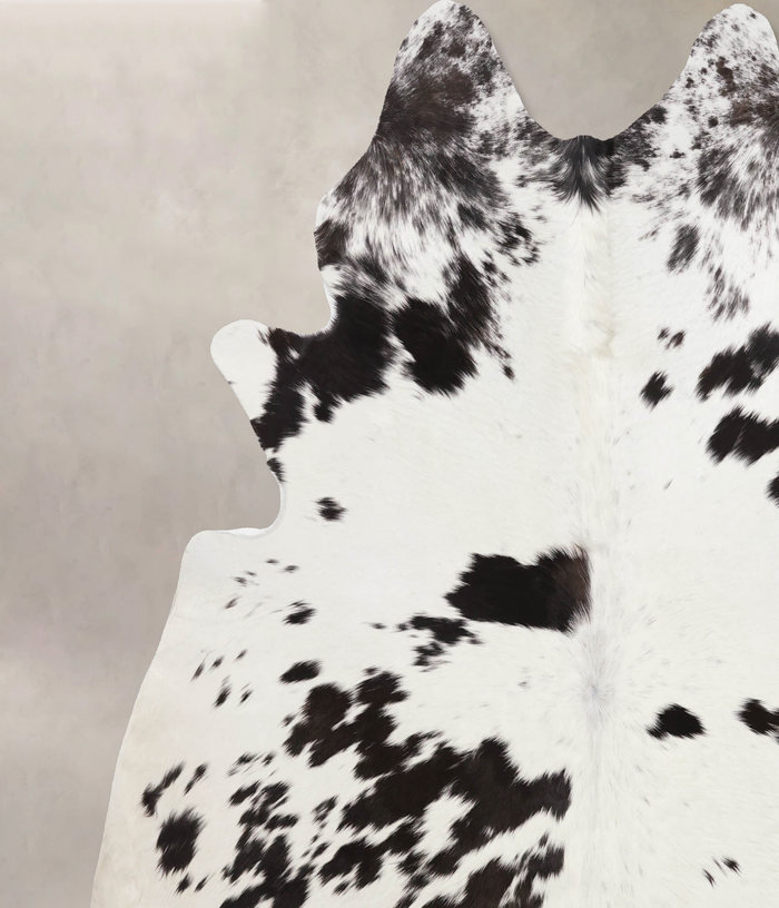 Black and White Cowhide Rug #B10900