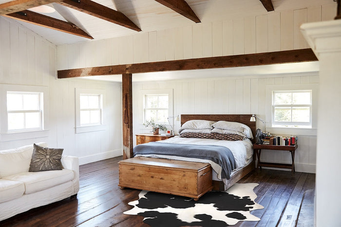 Black and White Cowhide Rug #B10898