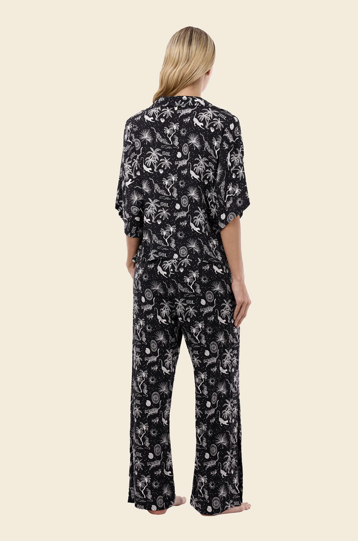 BLACK SUNSET DREAMS JUMPER