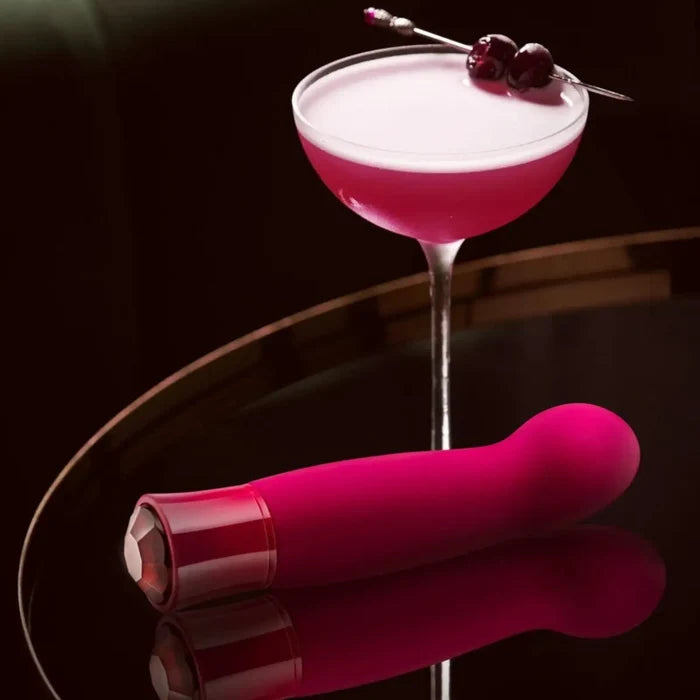 Oh My Gem® Garnet Classy Rechargeable Vibrator - Rolik®