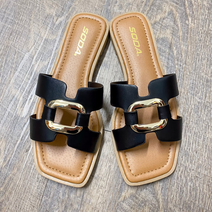 Feng Black Buckle Sandals - Lyla's: Clothing & Gifts - Online and Rockwall Texas Boutique