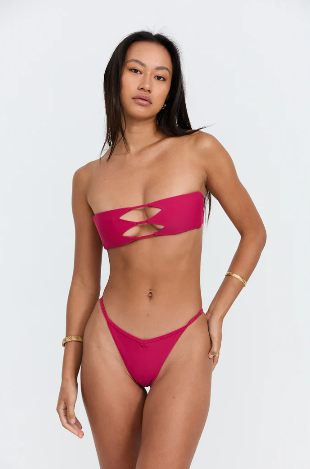 [product_title] by [product_vendor] in [variant_title] - Sunset Park Resort shop_name