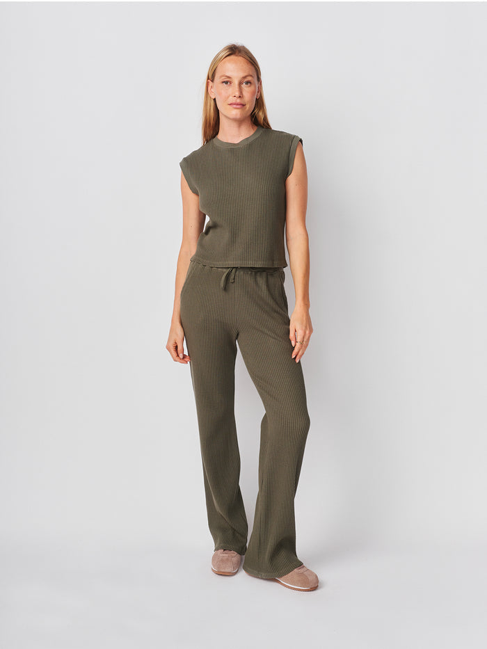 Sundry Cropped Muscle Tank in Signature Green