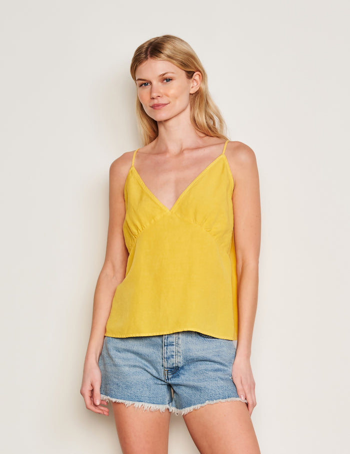 Sundry Easy Tank in Wheat-3/4 view model is smirking and looking forward