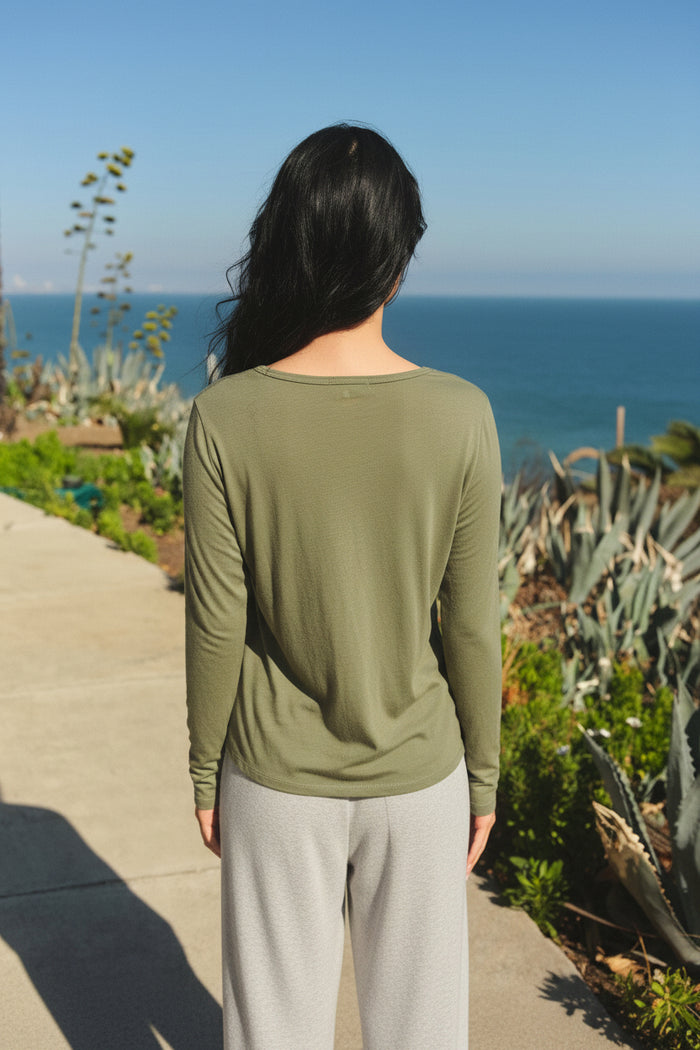 Sundry Long Sleeve Crew in Loden