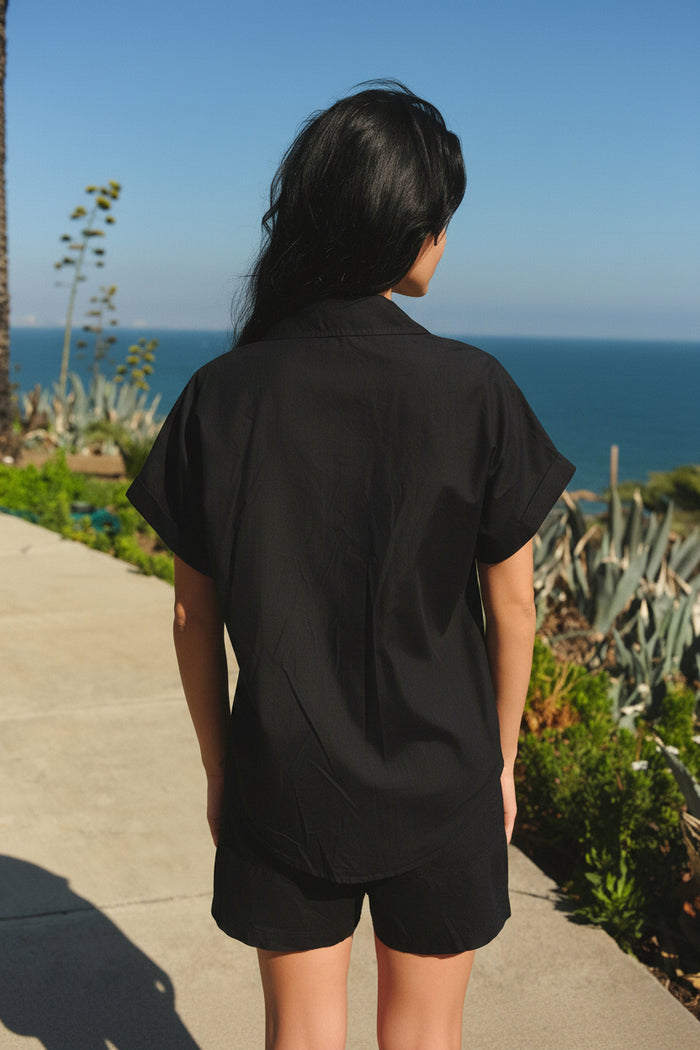 Sundry Roll Short Sleeve Shirt in Black